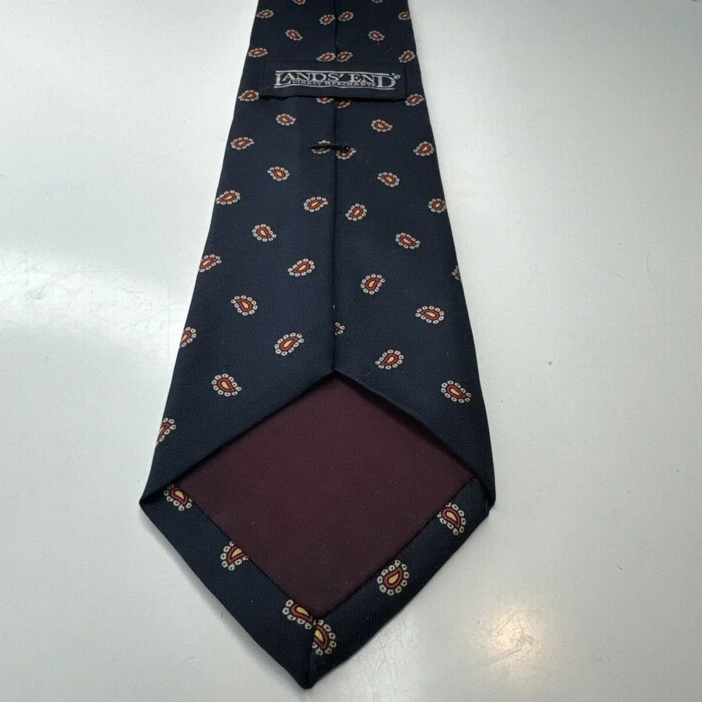 Lands End Tie 100% Silk Necktie Blue Tiny Paisley's Hand Sewn in‎ USA 59